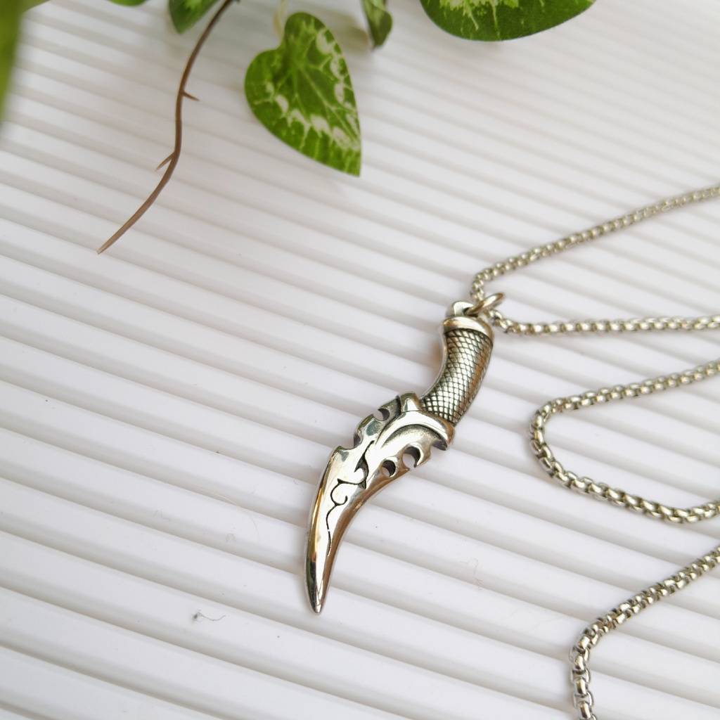 304 Stainless Steel Knife Necklace