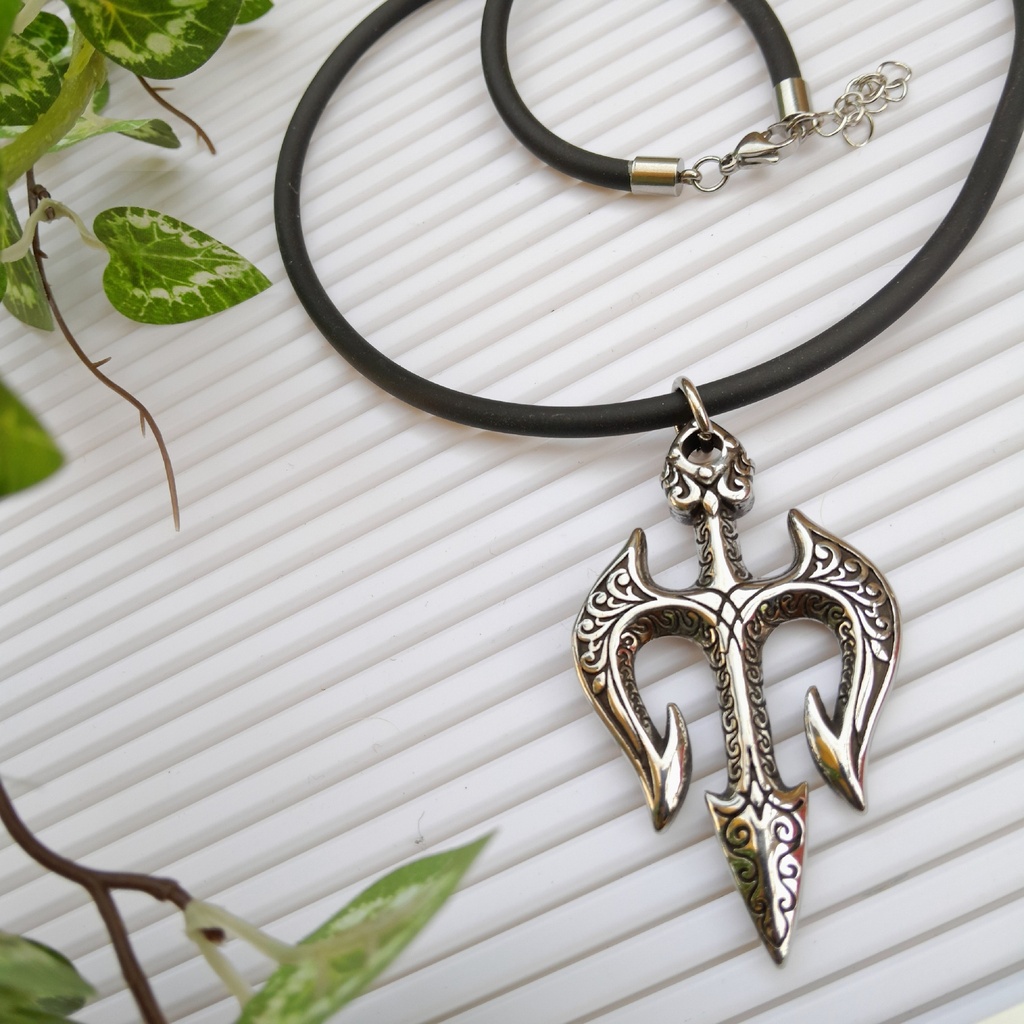 Stainless Steel Tridant Necklace