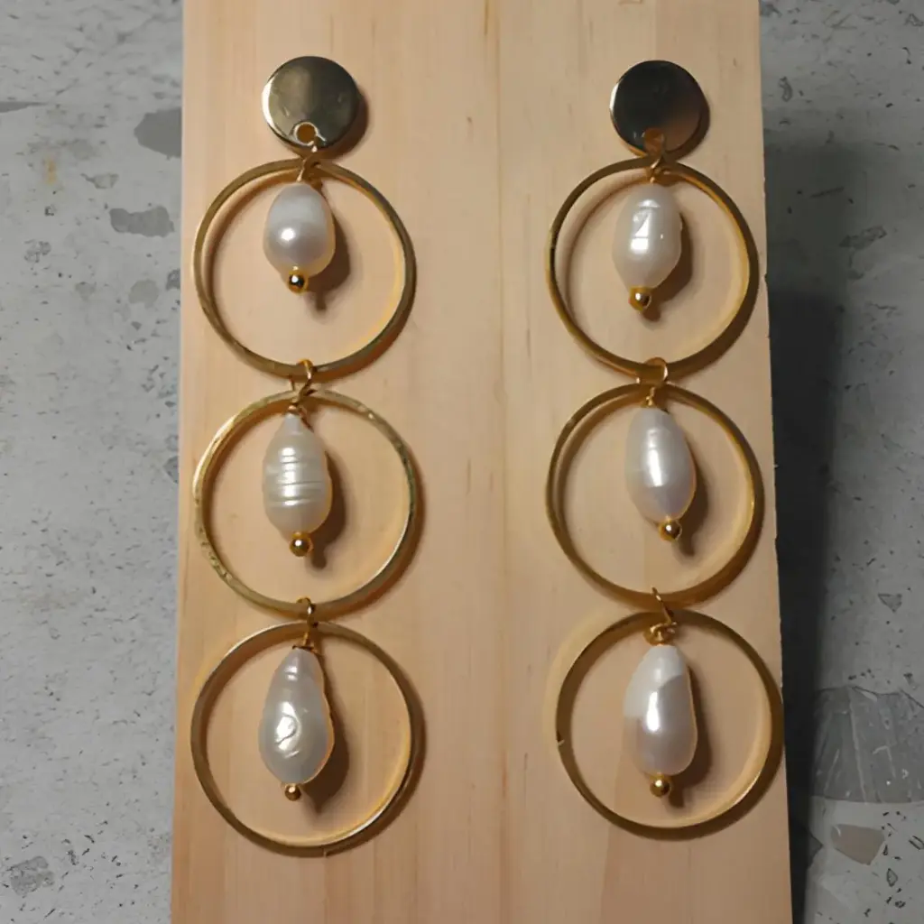 Gold Stainless Steel stud earrings with Natural Fresh water Pearl beads 