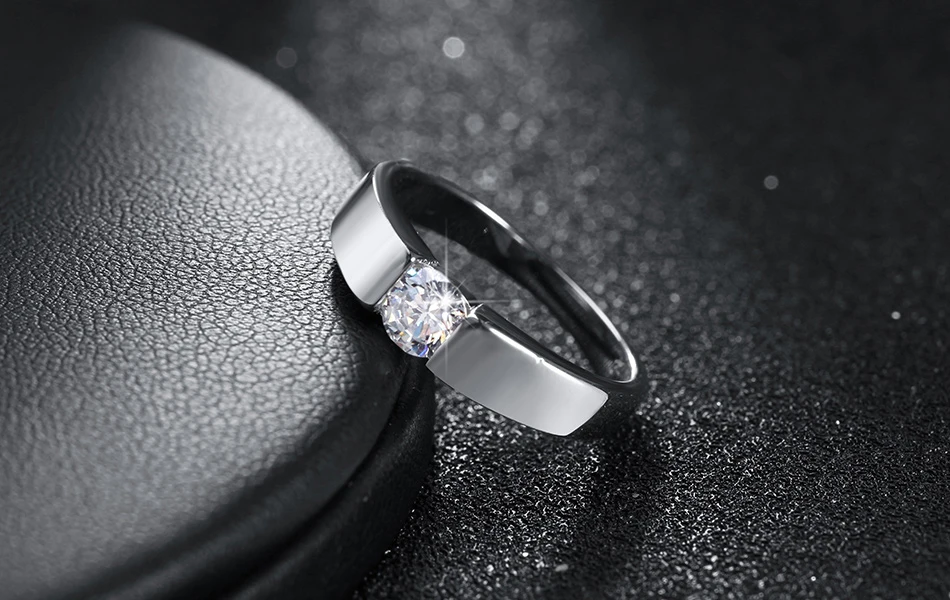 925 Sterling Silver with Cubic Zirconia stone - Size #8