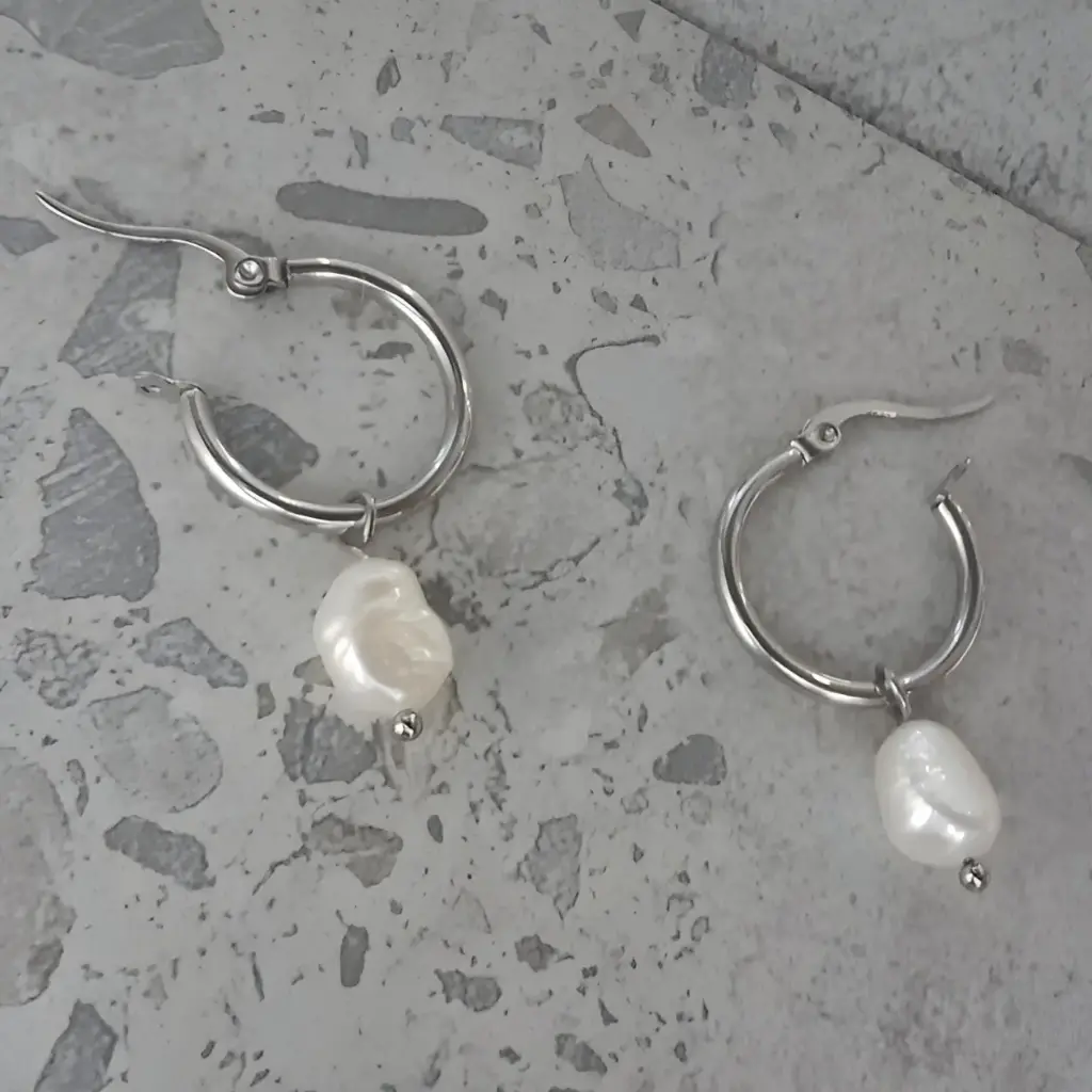 [ear76] Stainless Steel earring hoops with fresh water pearls