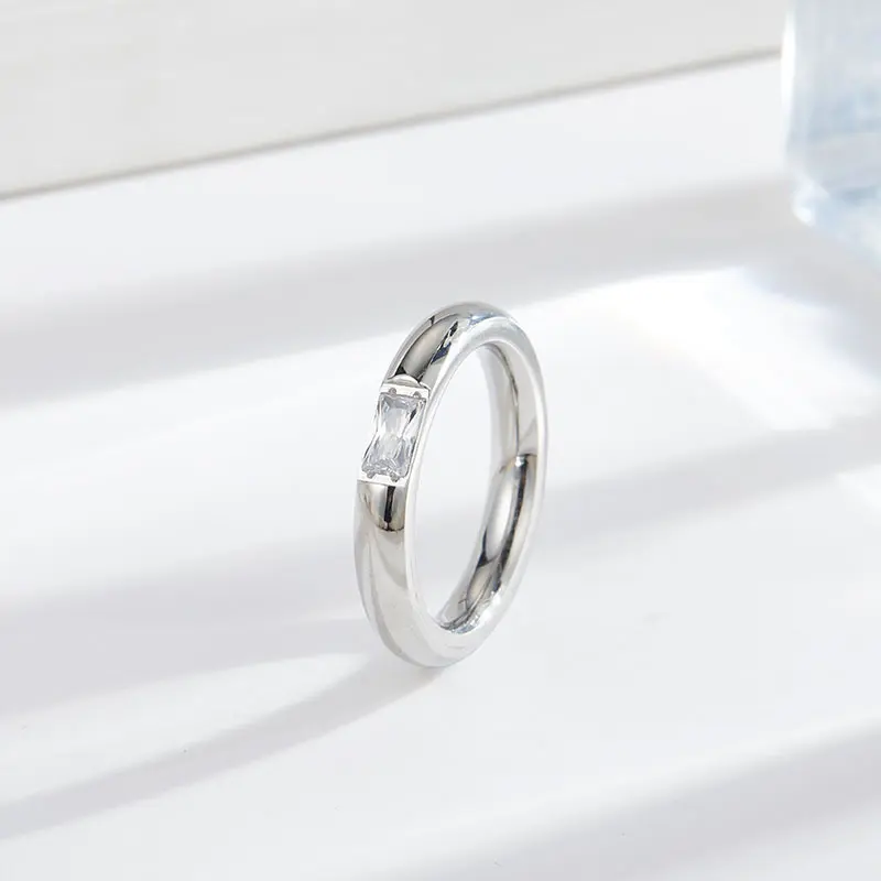 [ring245] 304 Stainless SteelWaterproof Non Tarnish Ring with rectangular cubic zirconia insert - Size #7
