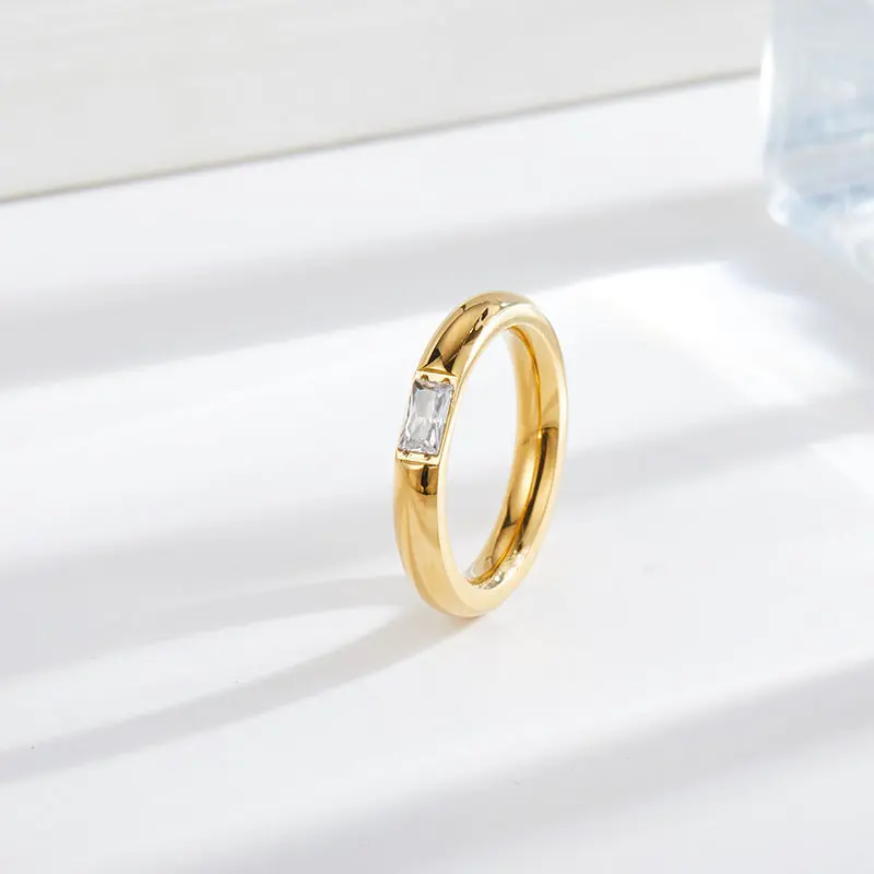 [ring248] 304 Stainless Steel Waterproof Non Tarnish Ring with rectangular cubic zirconia insert - Size #8