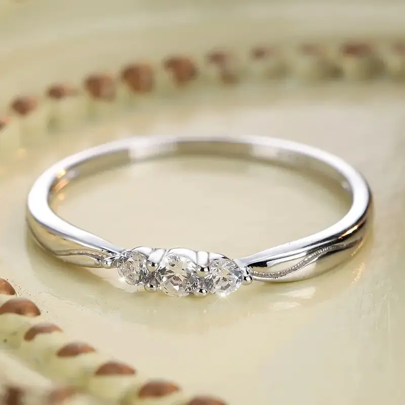 Sterling Silver ring with cubic zirconia stones - Size #6