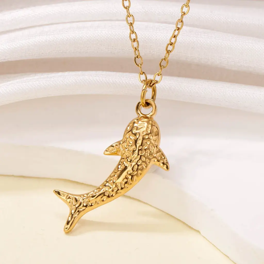 Summer Fashion Stainless Steel Shark Pendant Necklace - Gold plated