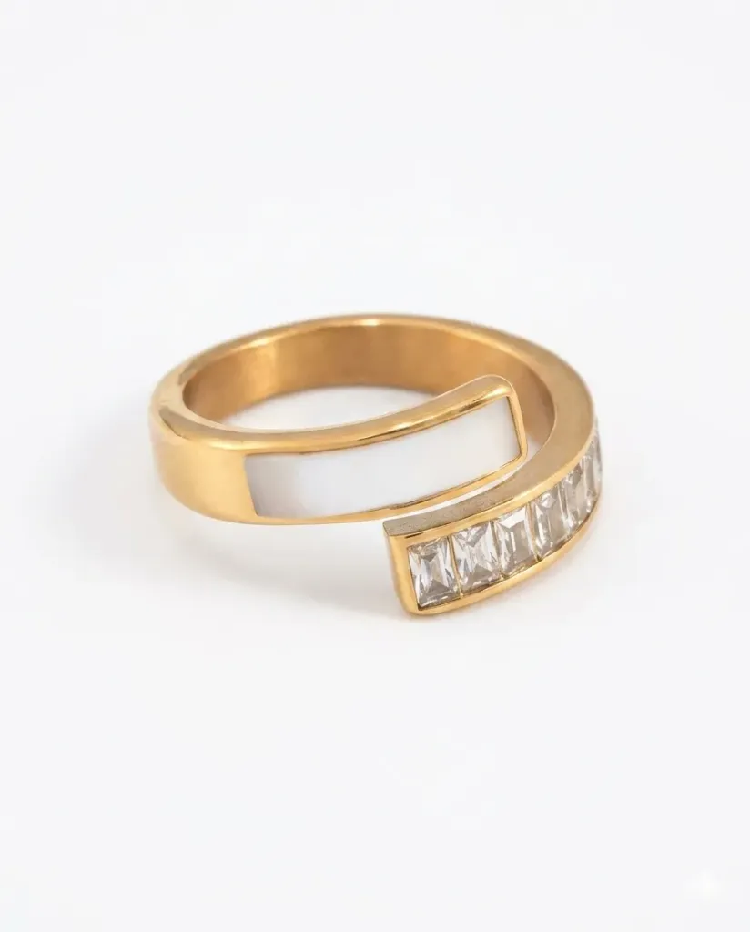 Celeste Twist ring