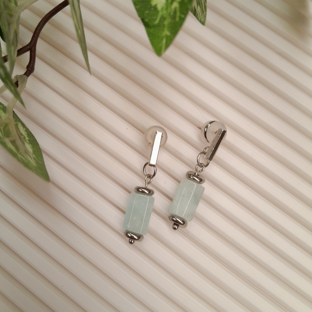 Stainless Steel earring studa with Natural Aquamarine Beads 