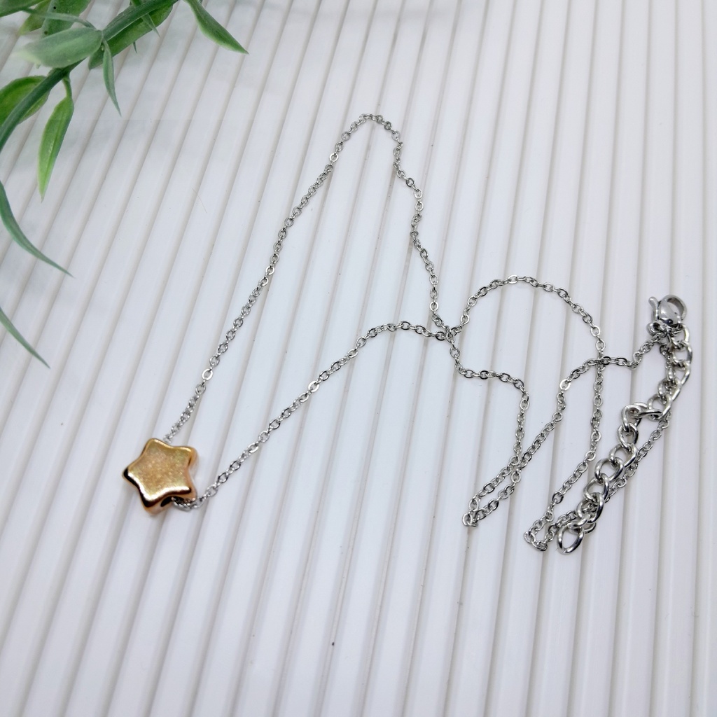 stainless steel gold star necklace 