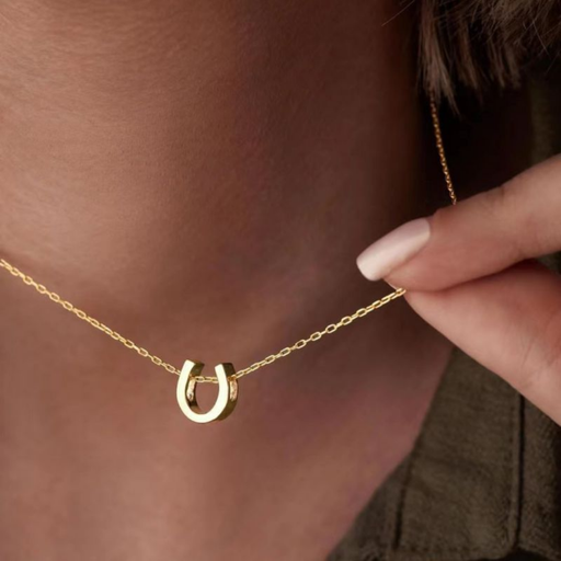 [neck62] Gold Titanium Steel Horseshoe U-shaped Necklace