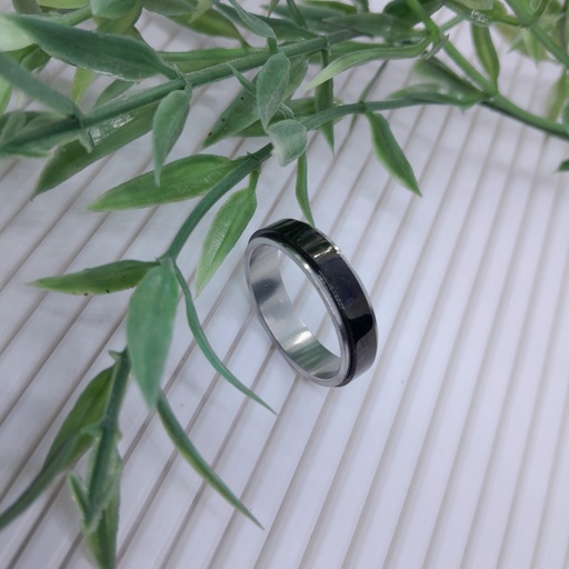 Rotating Stainless Steel Ring - size #11