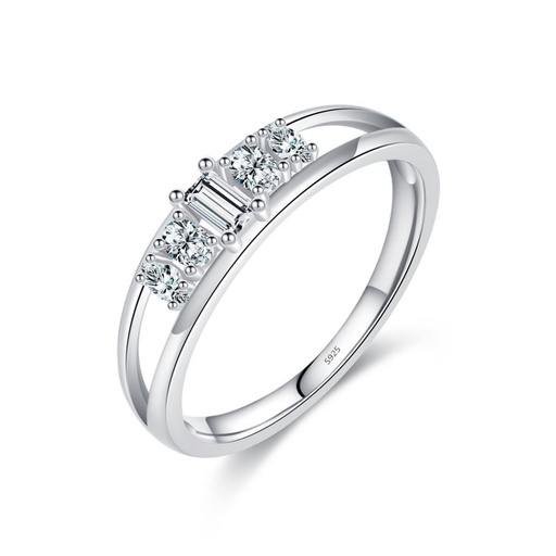 [ring47] 925 Sterling Silver ring with square & oval Cubic Zirconia stones - Size #7